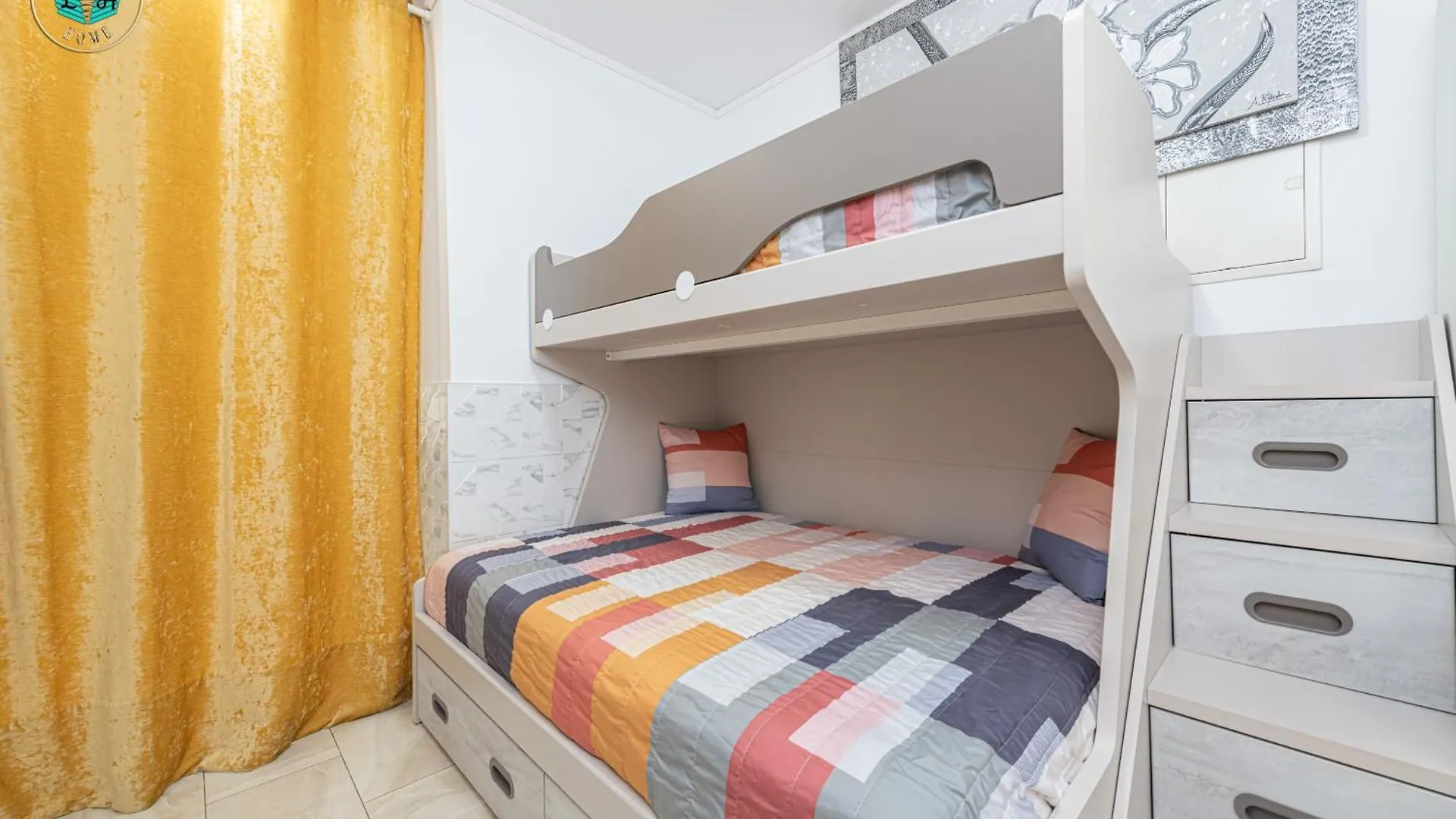 Aparthotel Luxury Home Poseidon Málaga